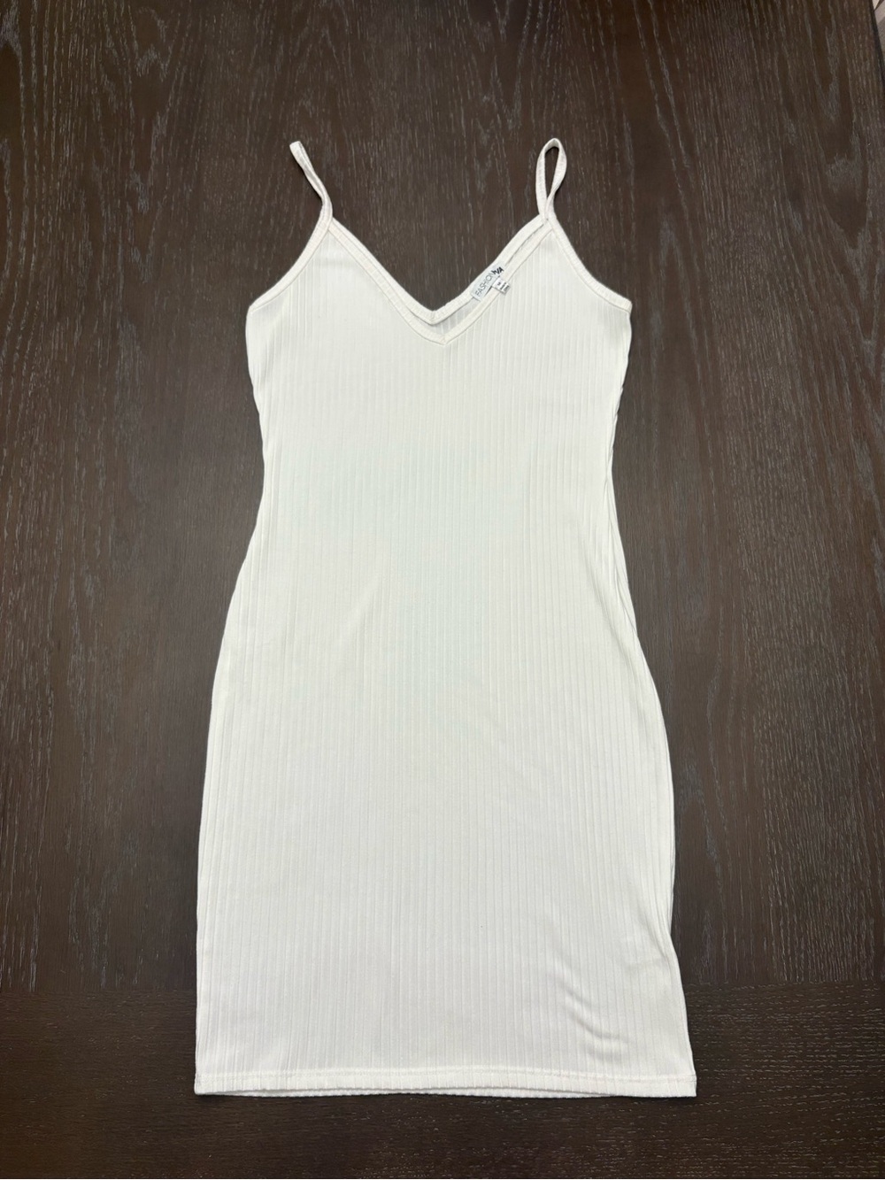 Fashion Nova Ribbed V-Neck Slip Dress - White Medium